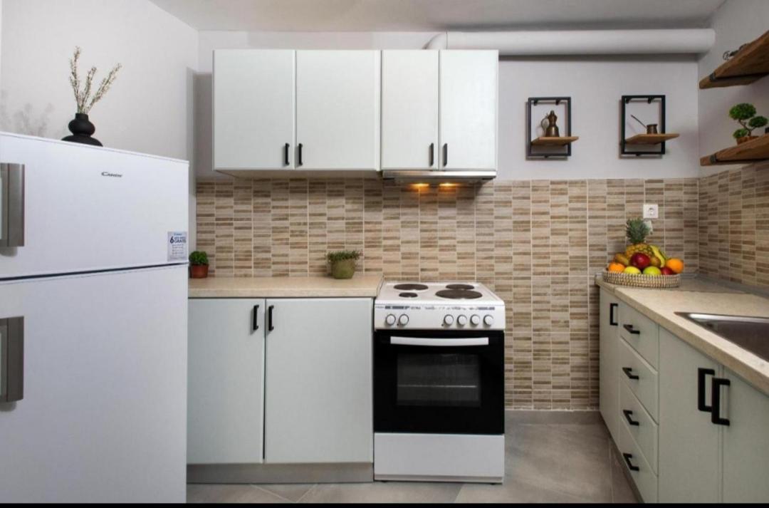 Peters Apartment コルフ島 エクステリア 写真