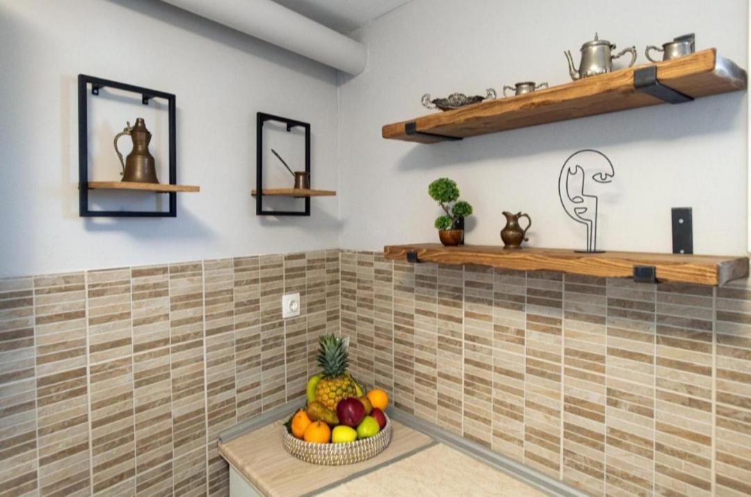 Peters Apartment コルフ島 エクステリア 写真