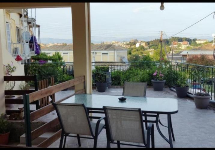 Peters Apartment コルフ島 エクステリア 写真