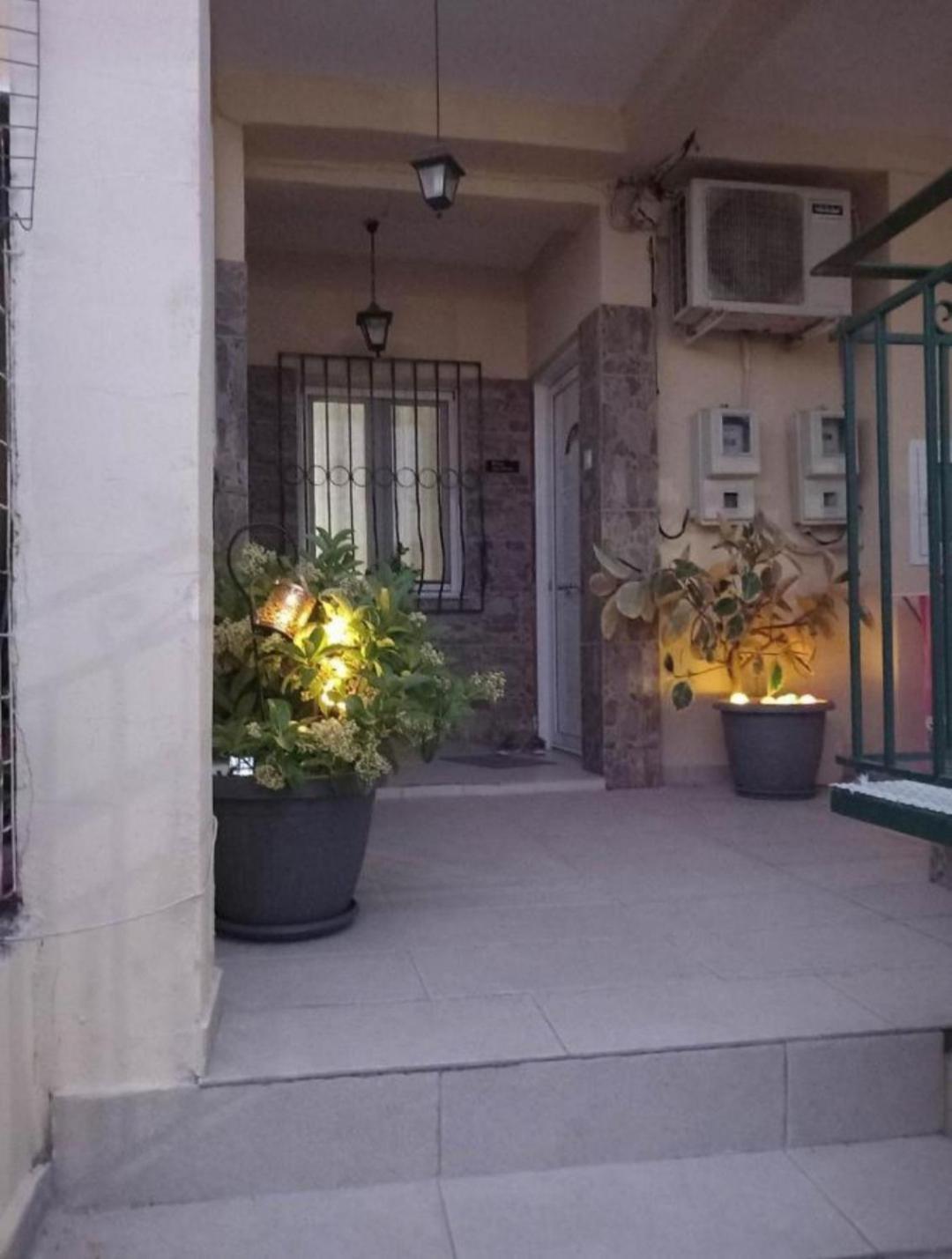 Peters Apartment コルフ島 エクステリア 写真